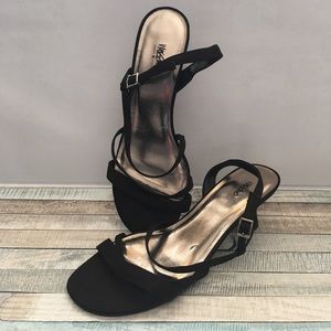 🌸Mossimo strappy heals